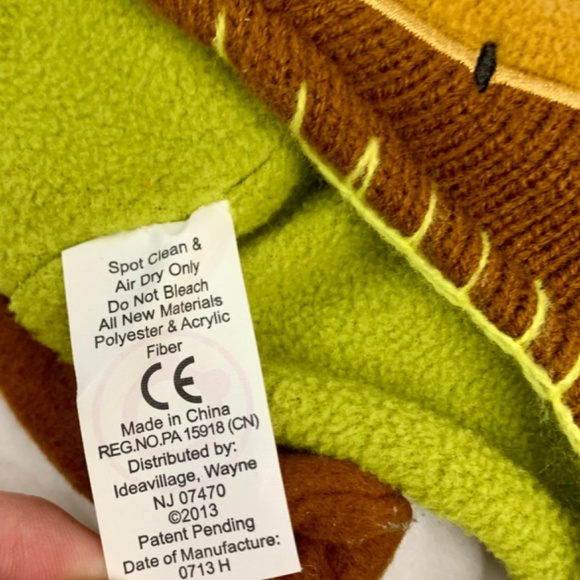 Pair of  kids / youth 🐵 FLIPEEZ HUGGY THE MONKEY tan, blue and green beanie/hat - Picture 7 of 9